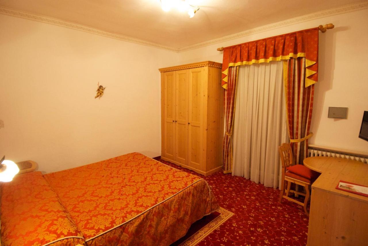 פאי דלה פאגאנלה Hotel Belvedere Srl חדר תמונה
