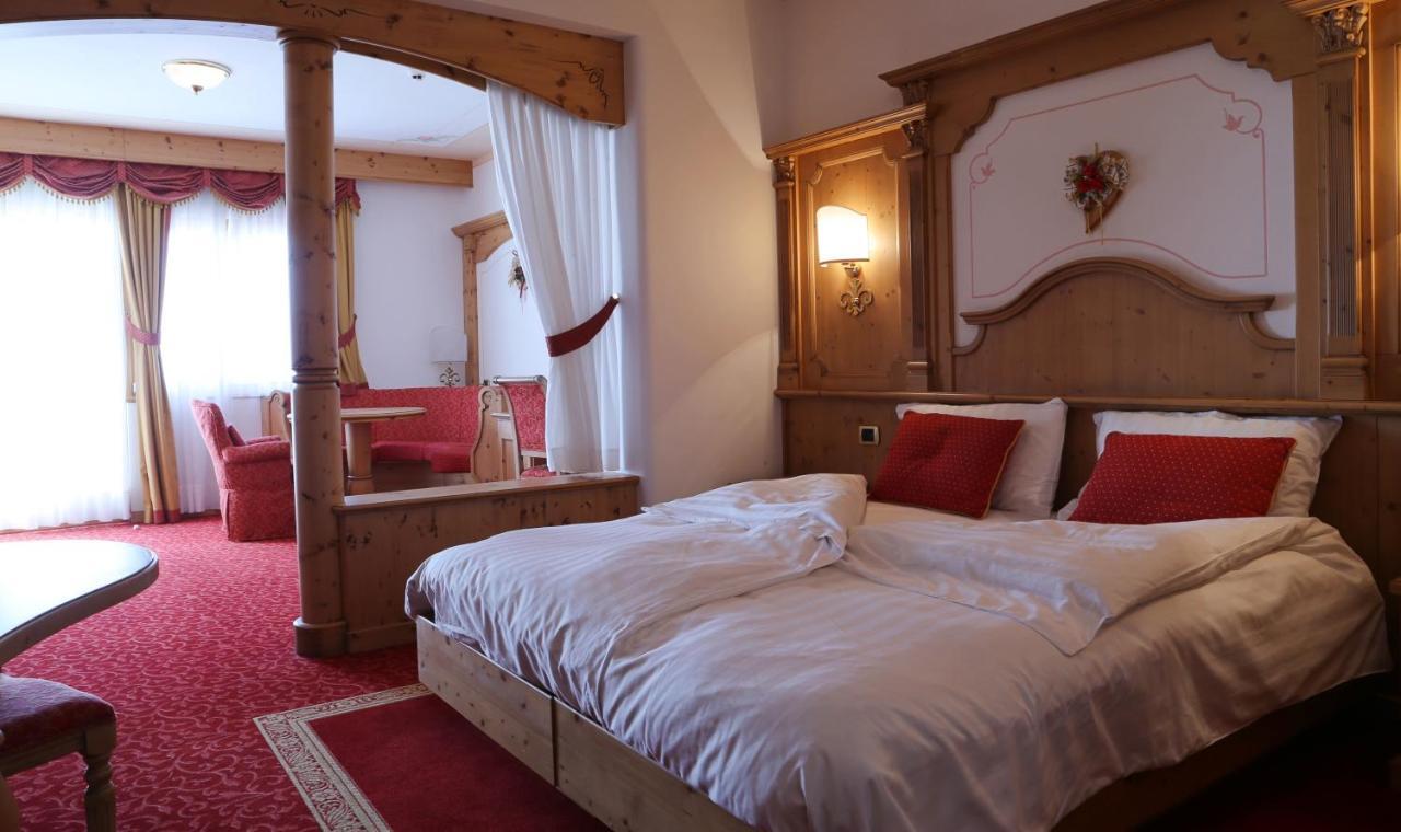 פאי דלה פאגאנלה Hotel Belvedere Srl מראה חיצוני תמונה